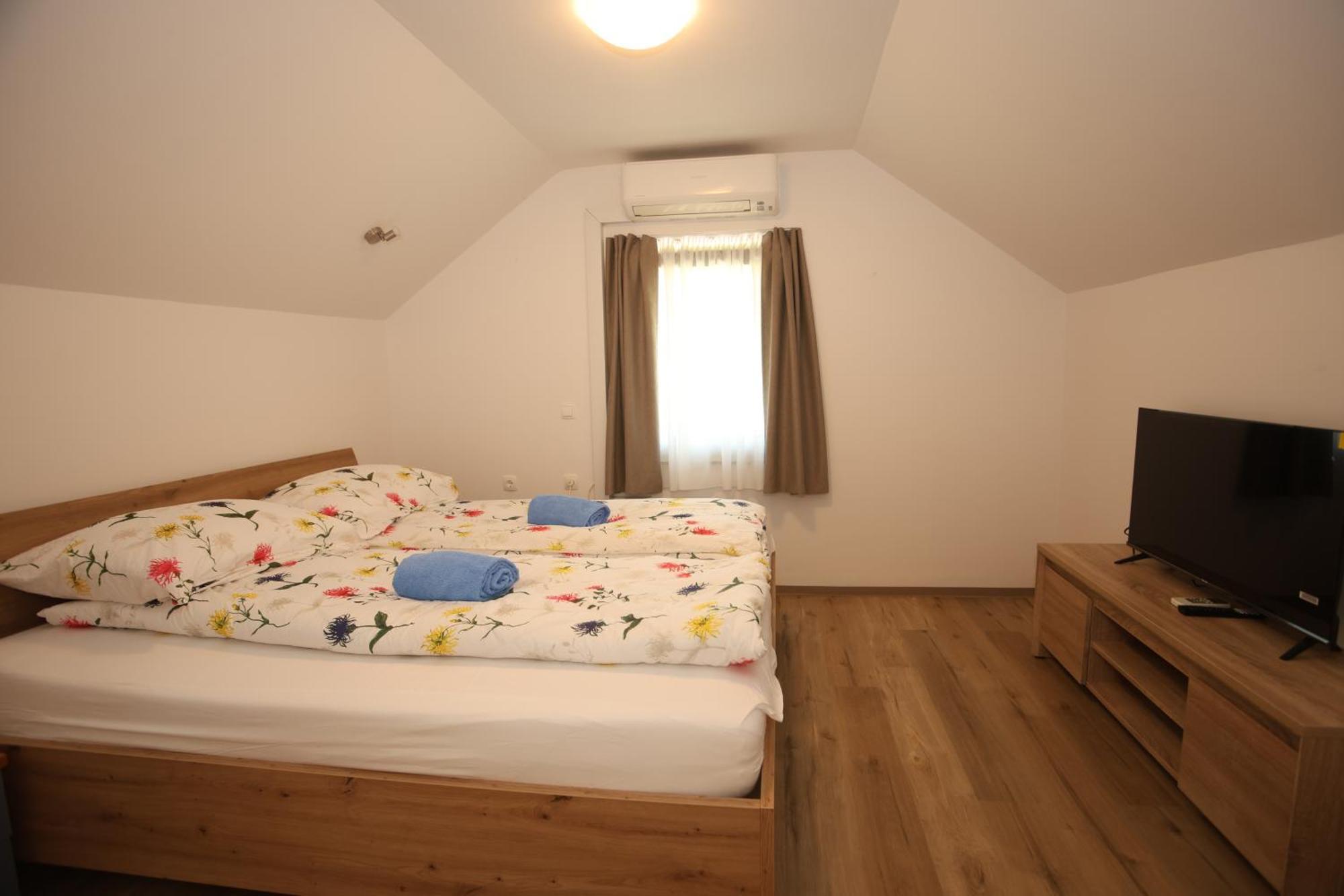 Apartments Vila Leska Zgornji Leskovec Extérieur photo