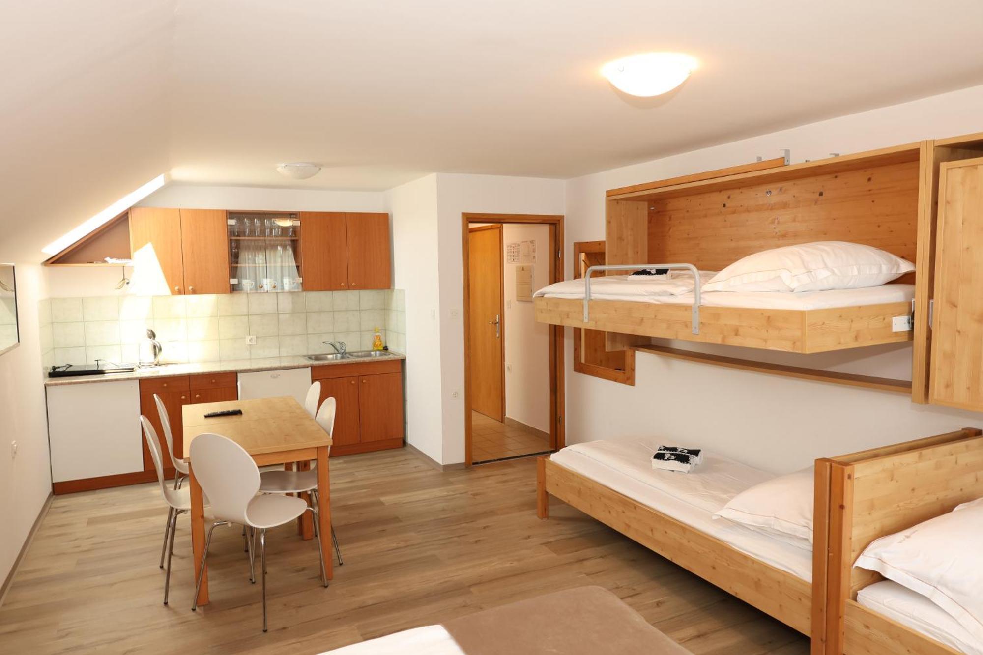 Apartments Vila Leska Zgornji Leskovec Extérieur photo